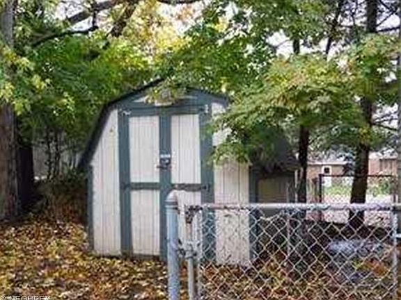 3rd image of 2343 Billman Pl