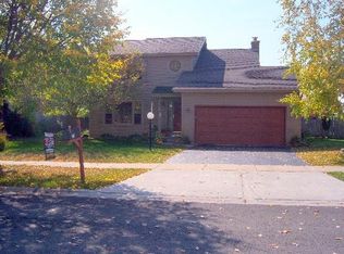 359 Westgate Ter, Streamwood, IL 60107