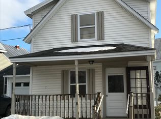 8 Willow St, Skowhegan, ME 04976