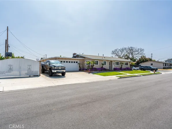 8830 Jefferson Dr, Buena Park, CA 90620