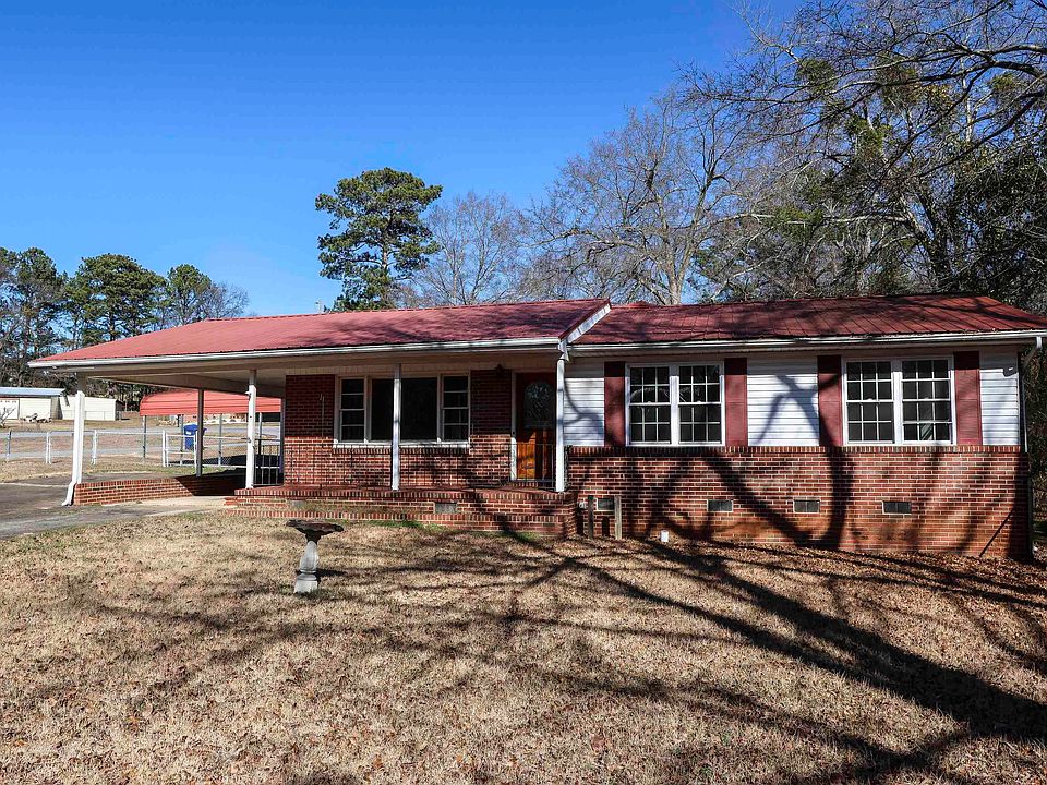 1st image of 1301 Woodland Dr