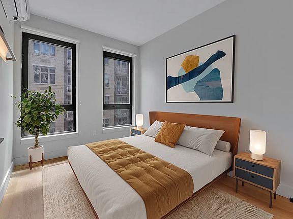 4th image of 130 Hope St #521A