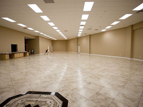 4th image of 1103 Goldfinch Dr