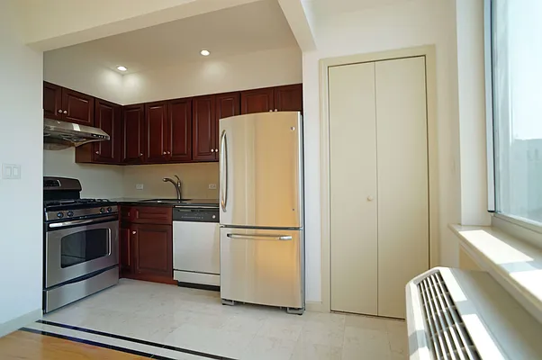 Rented by Compass | media 8