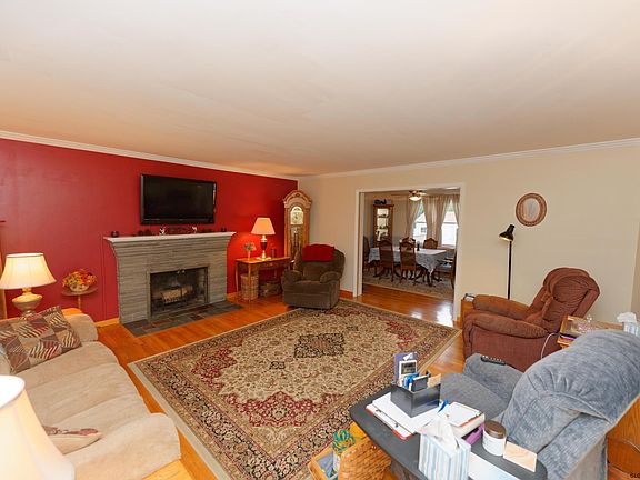 5th image of 14 Gladwish Ave