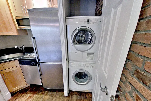 Rented by Centennial Properties NY | media 8