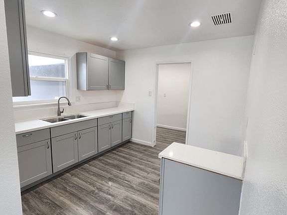 3rd image of 1613 W 254th St