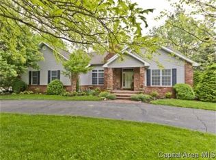 11175 N Old Route 66, Williamsville, IL 62693