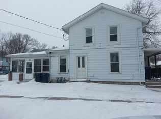 215B S High St, Janesville, WI 53548