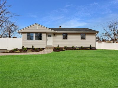 2203 Knickerbocker Avenue, Medford, NY, 11763