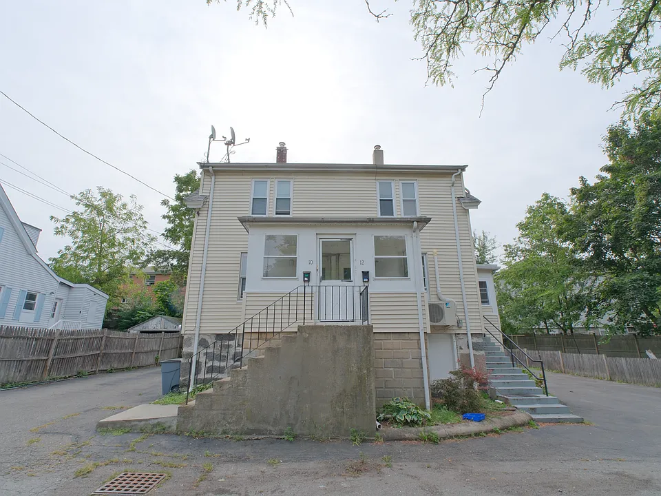 12 Parmenter Pl