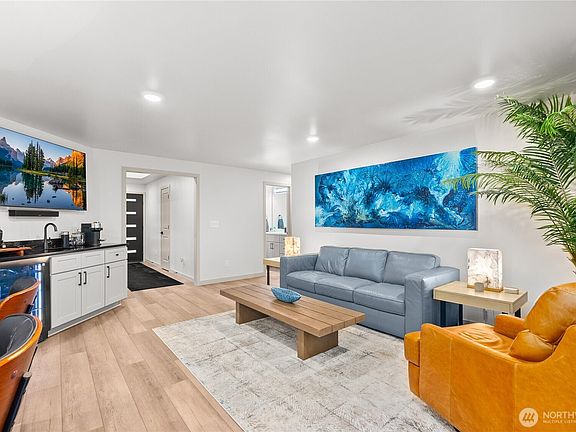 5th image of 6636 Westhill Drive SW