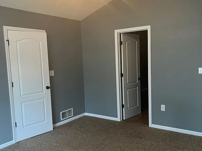 23568 Roulette Rd — Photo 3