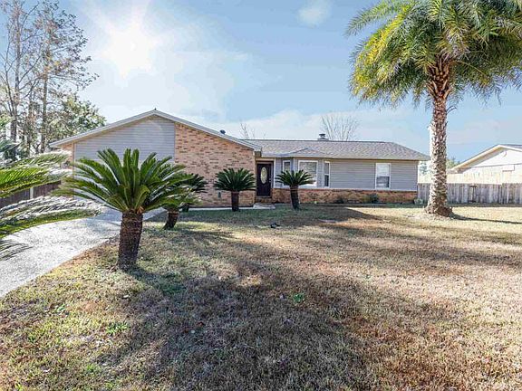 3rd image of 4701 Pebble Creek Dr