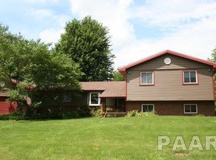 206 Brandy Dr, Mackinaw, IL