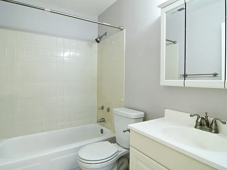 1436 Quaker Ln #162-A — Photo 10
