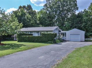 288 Crockett Dr, Rochester, NY 14623