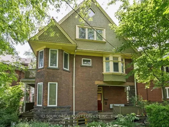 2 Bellwoods Park #1, Toronto, ON M6J 1S4