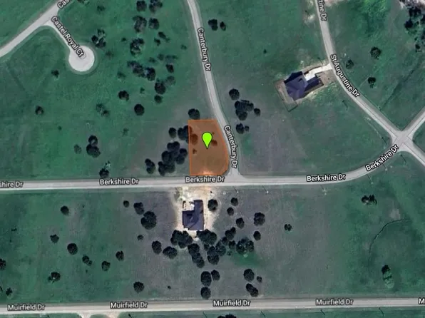 6624 Berkshire Cir, Cleburne, TX 76033