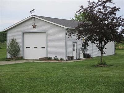 2nd image of 7459 Jackman Rd