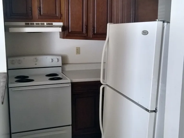 Tanglewood Apartments — Photo 41