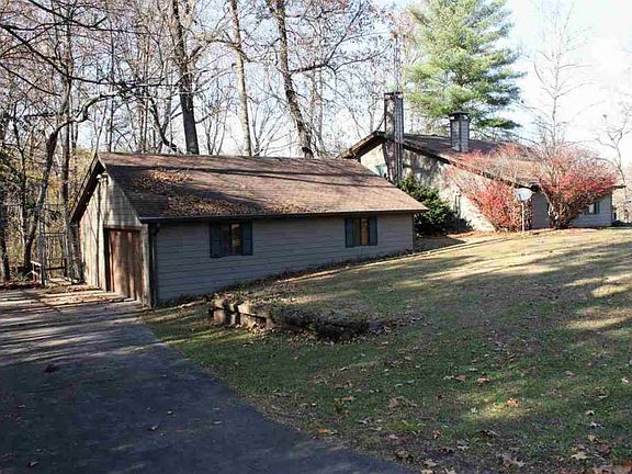 4th image of 909 Bee Creek Dr