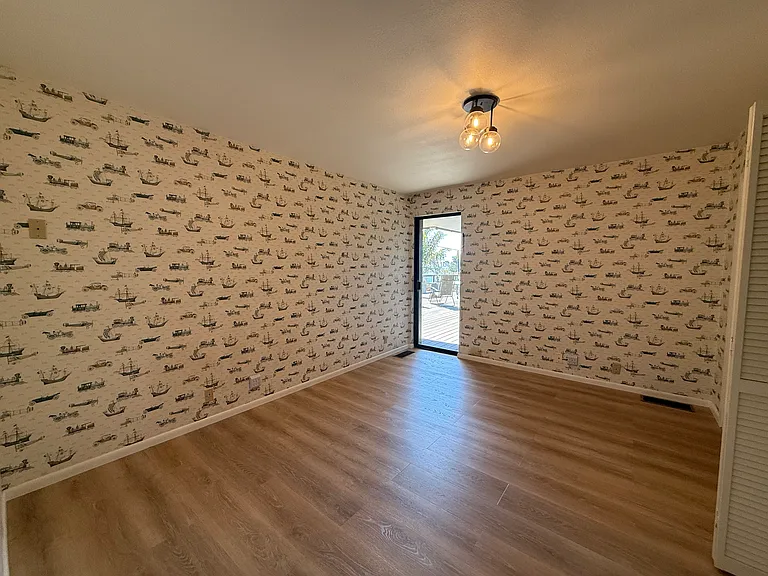 Sierra Ct — Photo 14