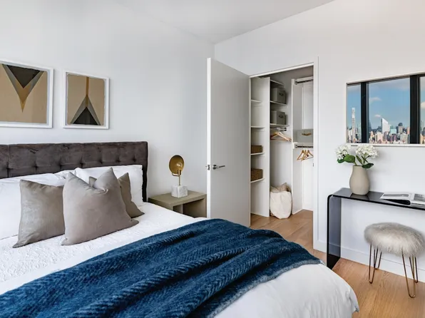 29-59 Northern Boulevard image 4 of 40