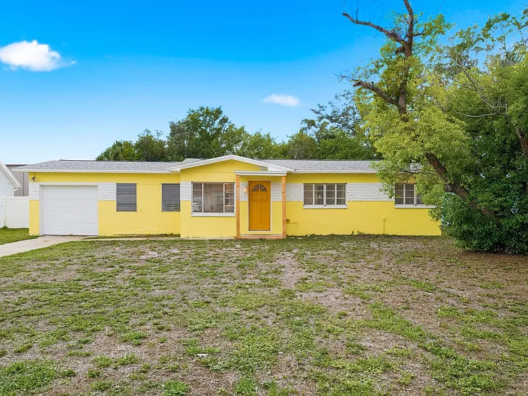 4325 S Coolidge Ave — Photo 1