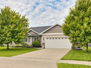 2912 SE Diamond Dr, Grimes, IA 50111
