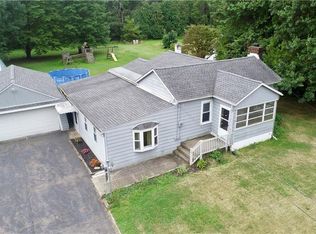 796 E Cassell Ave, Barberton, OH 44203