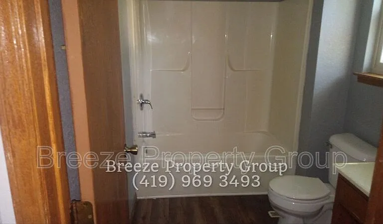 1449 N Superior St — Photo 8