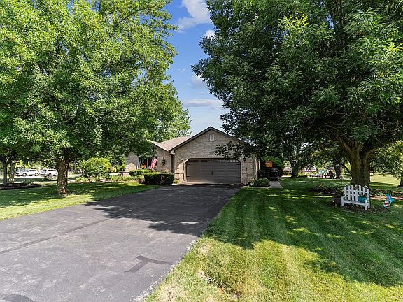 5th image of 15952 W Chancellor Dr