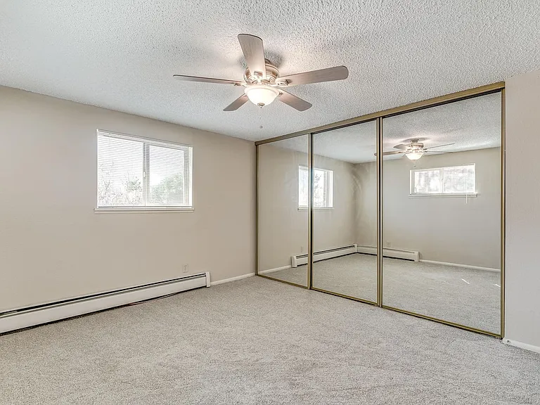 Woodridge Apartments — Photo 42