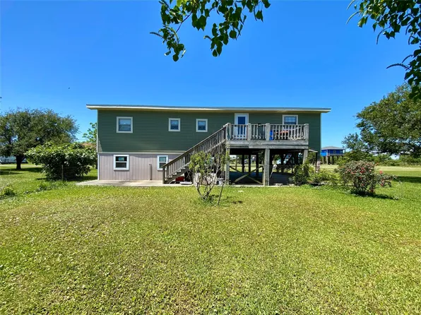 1228 Bahama Ln, Pt Bolivar, TX 77650