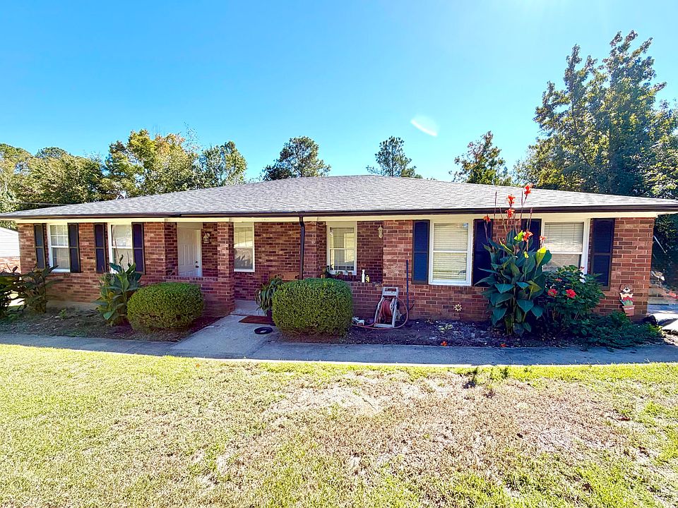 1st image of 146 Stoneybrooks Place