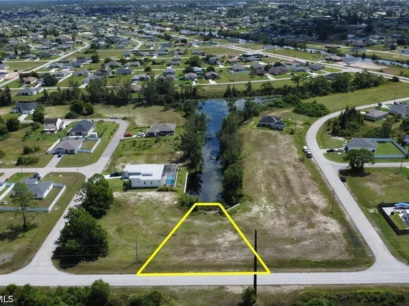 3819 Andalusia Blvd, Cape Coral, FL 33909