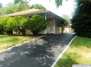 4 W Key West Ct, Toms River, NJ 08753