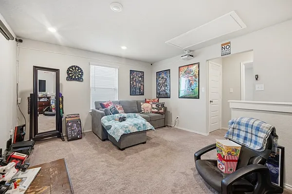 2405 Ayers Dr — Photo 7