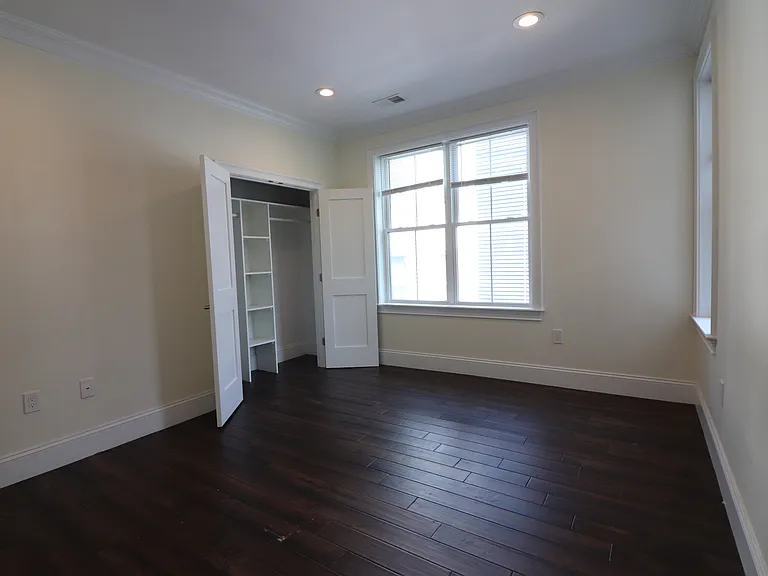 140 Minden St #2 — Photo 18