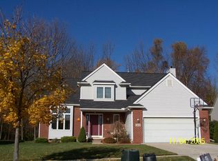 1411 Wildwood Trl, Saline, MI 48176