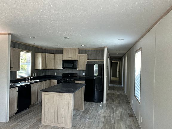 2nd image of 79 Tammy Dr #79