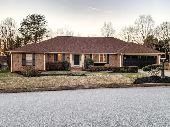109 Sugar Cane Ct, Greer, SC 29650