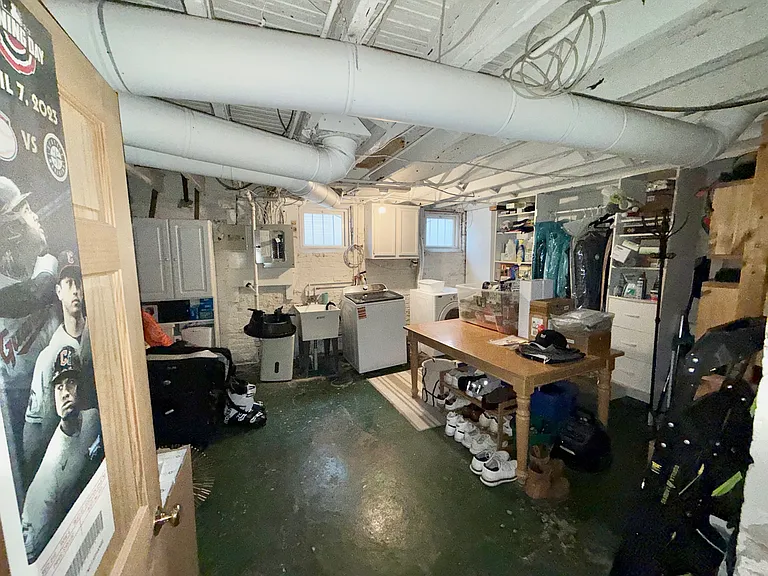 2805 Clinton Ave — Photo 19
