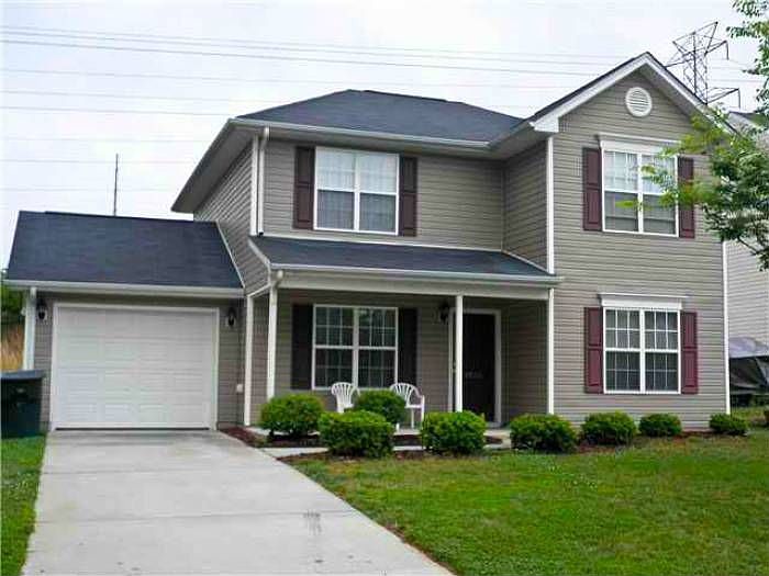 1st image of 4000 Woodberry Lake Dr