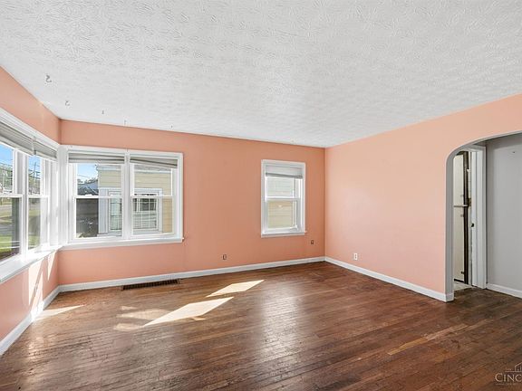 5th image of 4110 Central Ave