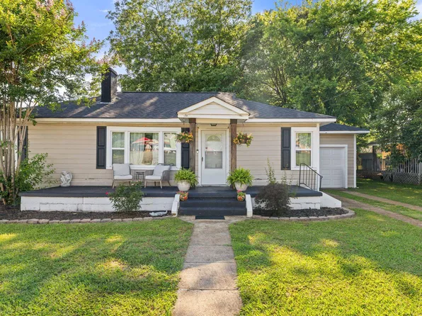 191 Wheeler St, Rogersville, AL 35652
