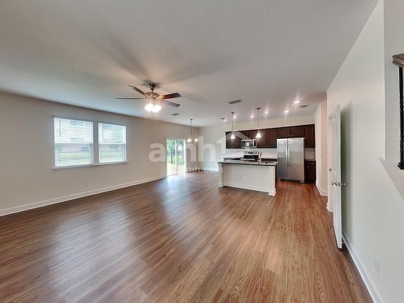5th image of 8571 Highfield Ave