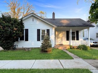 652 S Main St, Naperville, IL 60540