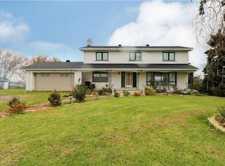 298 2nd Rd E, Stoney Creek, ON L8J3J4